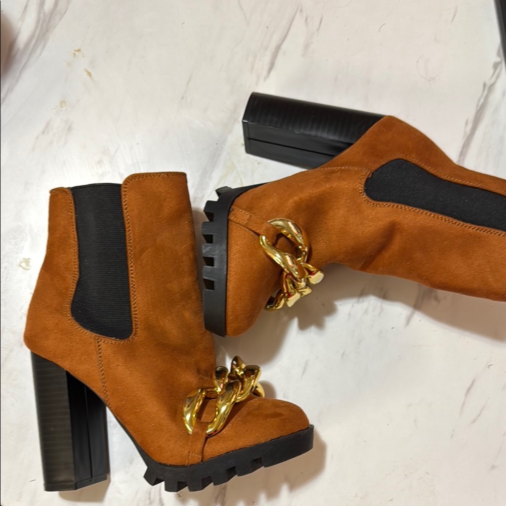 Cape Robbin Brown and Black Women's Ankle Boots with Gold Accent